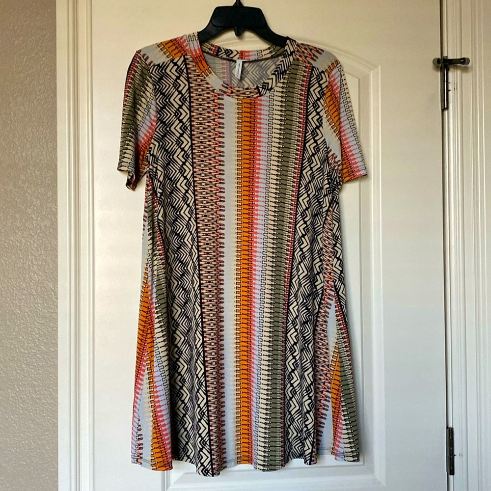 Women’s size small, BCBGeneration geometric print dress in earthy colors